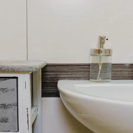 Hammer's